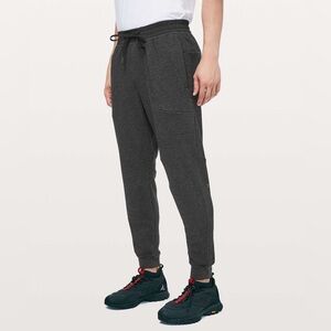 Lululemon At Ease Jogger Heathered Black Size Small - Flawed